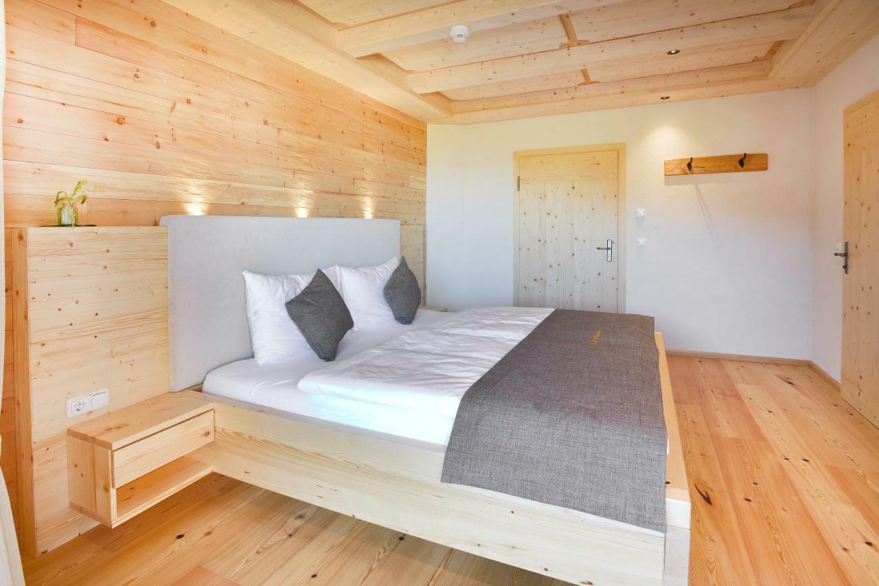 Florineum Hotel Вайрег Стая снимка